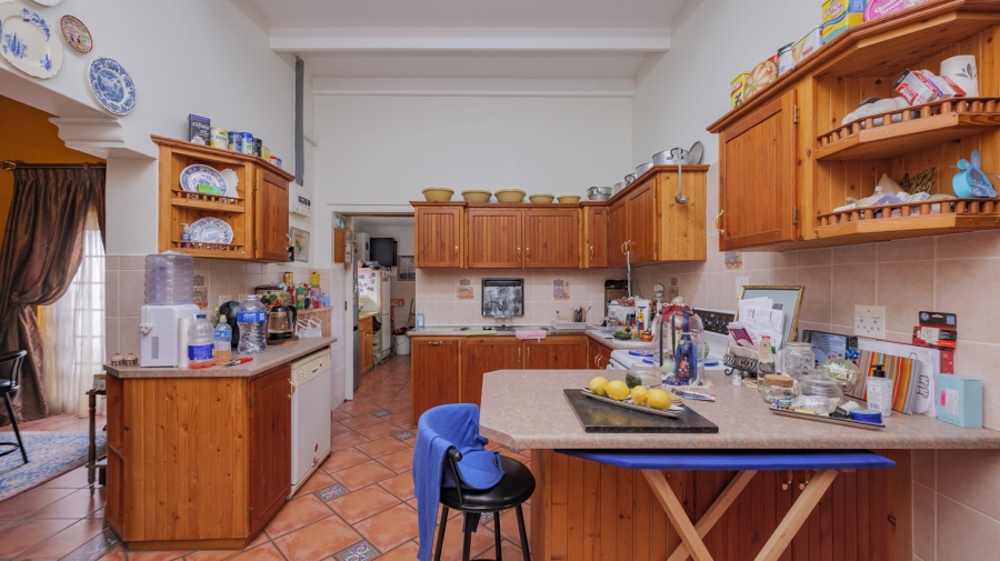 5 Bedroom Property for Sale in Bredasdorp Western Cape